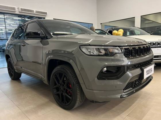 JEEP COMPASS 2.0 HURRICANE 4 TURBO GASOLINA BLACKHAWK AT9 JEEP COMPASS 2.0 HURRICANE 4 TURBO GASOLINA BLACKHAWK AT9